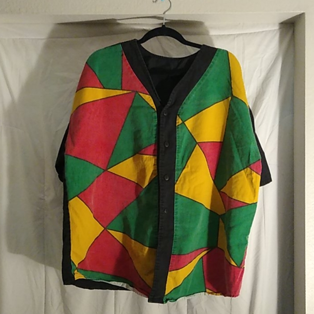 Cross Colours buttonup ONLY AVAILABLE TIL THE 20TH